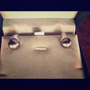 Tahitian black pearls earrings